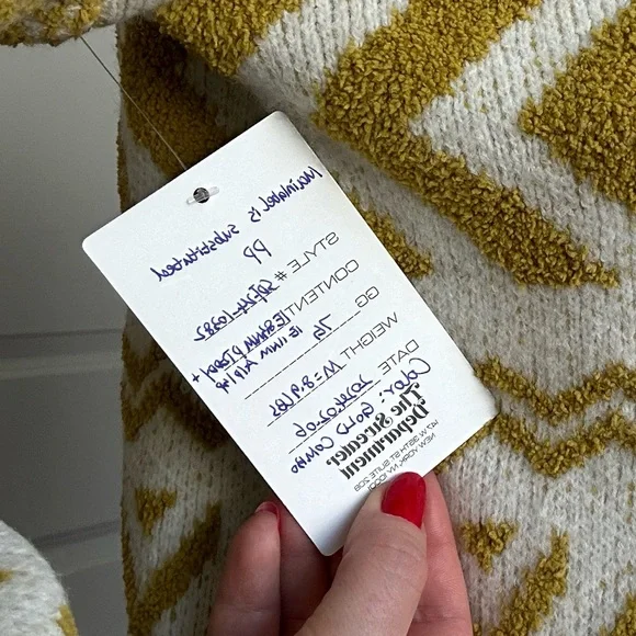 COPY - Textured Pattern Crew Neck Pullover Sweater - Picture 8 of 9